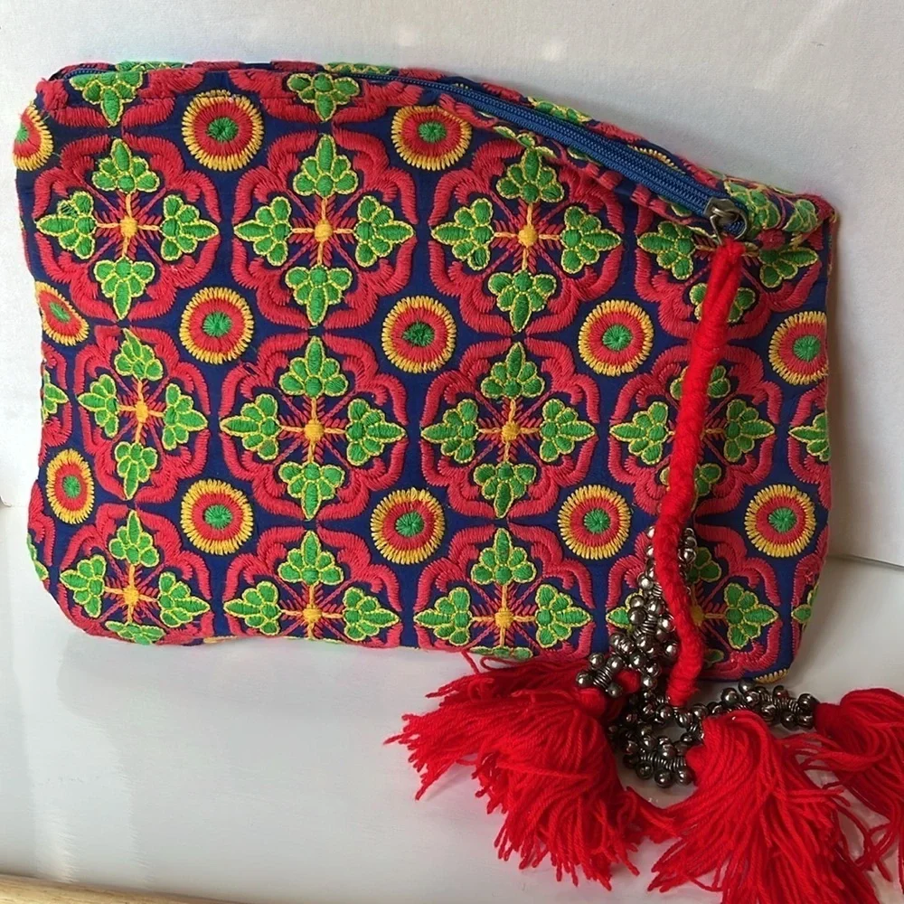 CLEOBELLA Clutch Woven Fringe Tassel Bells Yarn Bright Color Textured Bag Pouch